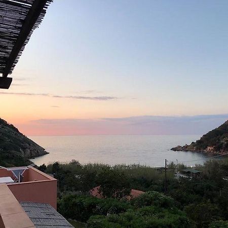 Appartamento A Due Passi Dal Mare Nisporto المظهر الخارجي الصورة